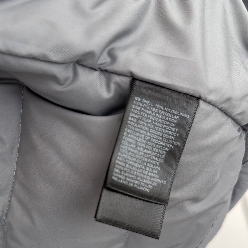The North Face Aconcagua 550 Down Puffer Vest Women XS Nylon Winter Comfort - Picture 13 of 14